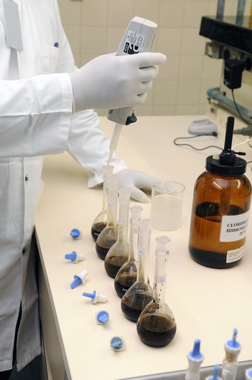 高性能聚氨酯泡沫湿热老化助剂提升记忆棉枕头在长期使用中的形状恢复速率