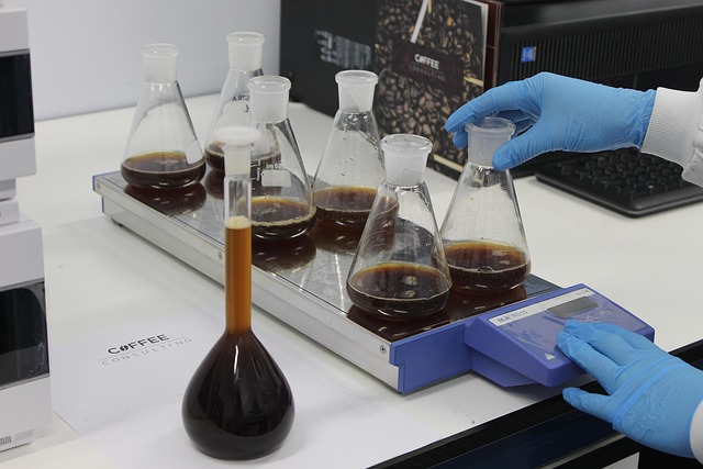 聚氨酯泡沫表皮增厚剂在处理连续法板材生产线中出现的边缘表皮脱落技术指南